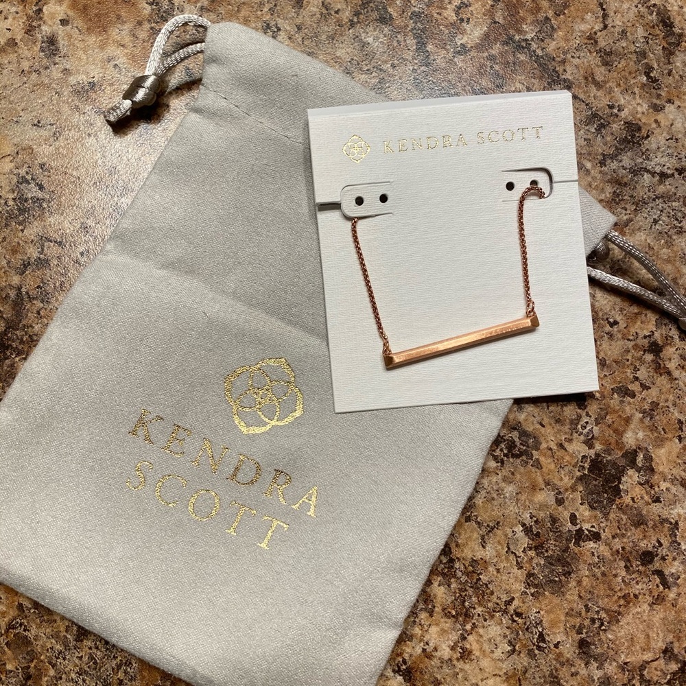 Kendra Scott Kelsey necklace